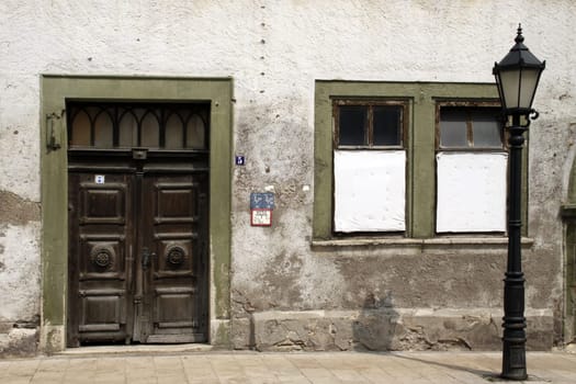 Old front door in Mühlhausen (Thuringia)