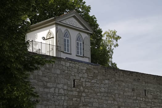 Garden shed on the battlement walk in Mühlhausen