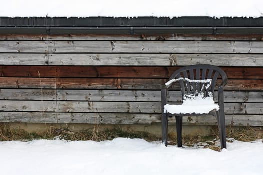 Winter - the chair still has to wait!