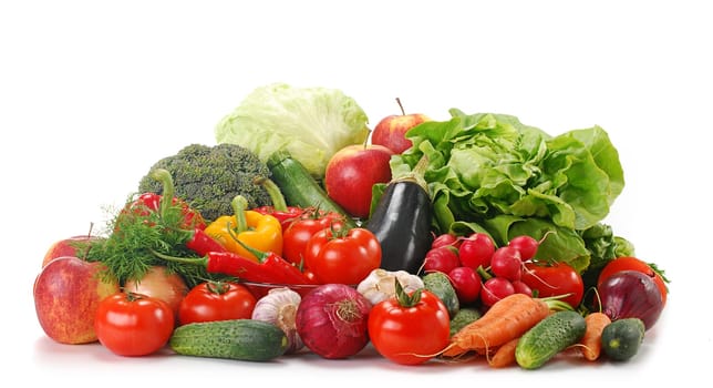 Composition with raw vegetables