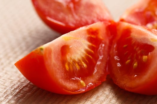 Quarter tomatoes