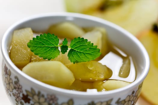 Apple compote