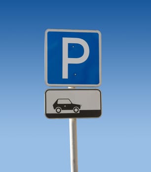parking sign at blue sky background