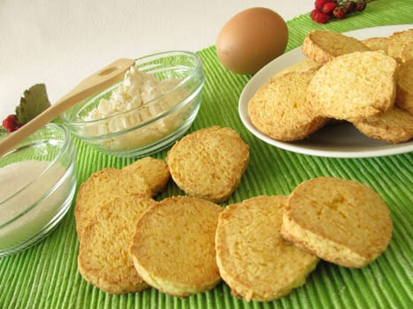 Gluten-free biscuits made from corn flour