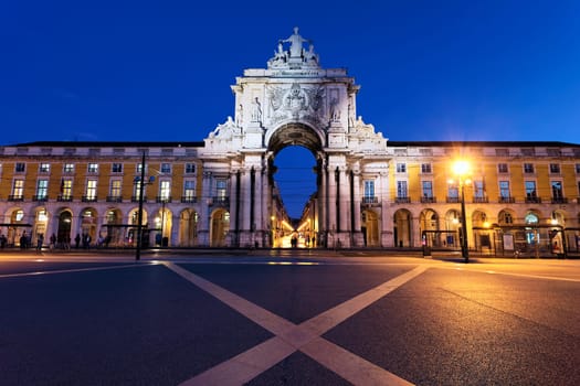 arch at commerce square at Lisbon by night