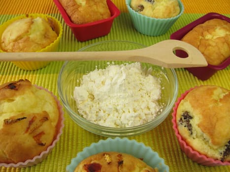 Corn flour and gluten-free cake