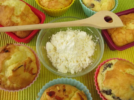 Corn flour and gluten-free cake