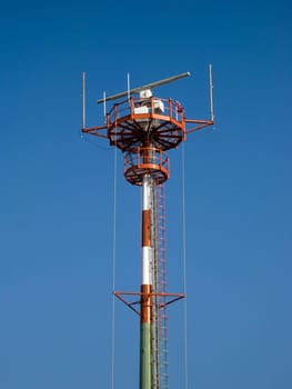 Transmission mast