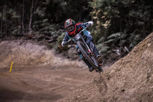 MAYDENA, AUSTRALIA - FEBRUARY 08: Sam HILL of Australia competes in the finals of Red Bull Hardline Tasmania on February 8, 2025 in Maydena, Australia.