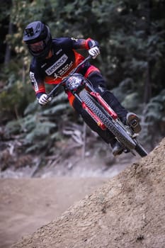 MAYDENA, AUSTRALIA - FEBRUARY 08: Darcy COUTTS of Australia competes in finals during Red Bull Hardline Tasmania on February 8, 2025 in Maydena, Australia.