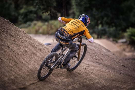 MAYDENA, AUSTRALIA - FEBRUARY 08: Gee ATHERTON of Great Britain competes in the finals of Red Bull Hardline Tasmania on February 8, 2025 in Maydena, Australia.