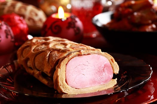 Delicious Christmas bread filled with ham