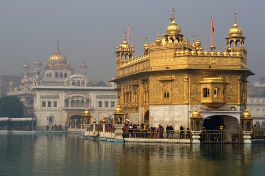 Harmandir Sahib on a bright sunny day
