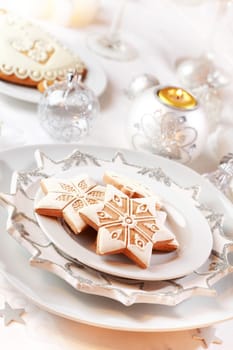 Gingerbread for Christmas in white