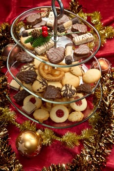 Christmas spice-cakes with chocolate