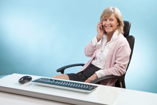 Woman talking on the phone