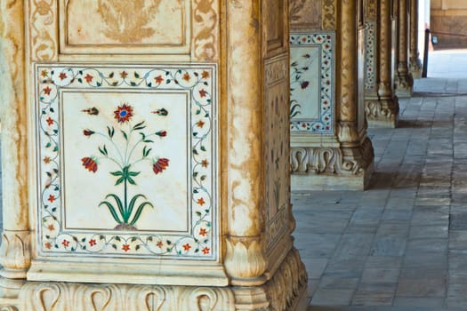 Inlaid marble, columns and arches, Hall of Private Audience or Diwan I Khas at the Lal Qila or Red Fort in Delhi, India