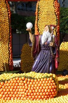With this occasion the gardens are the theater of construction of monument out of oranges and lemons on a different topic each years.