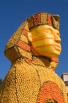 With this occasion the gardens are the theater of construction of monument out of oranges and lemons on a different topic each years.