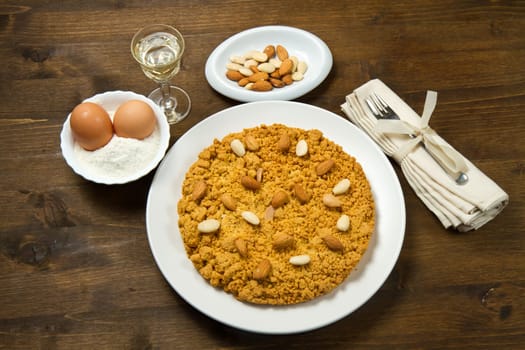 italian cake with almonds