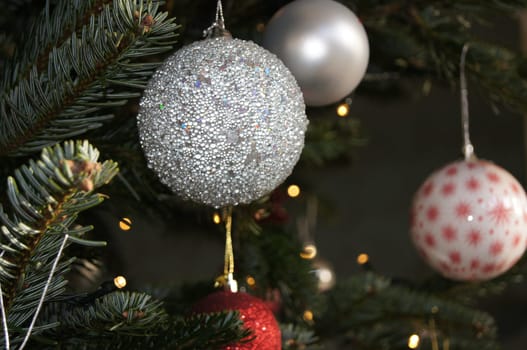 Silver Bauble