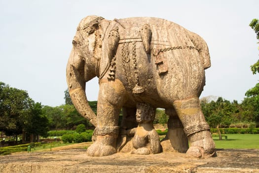 Statue of warrior elephant crossing a soldier at Sun Temple in Konark, Orissa, India, Asia