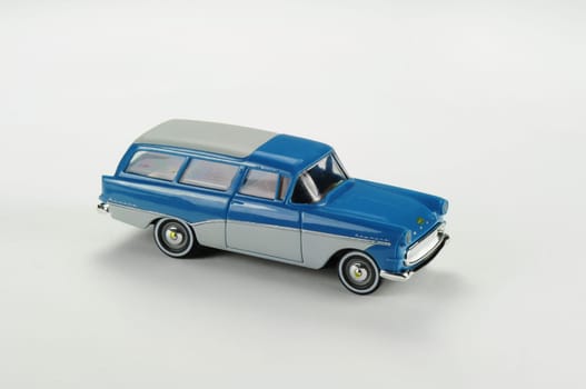 Toy car