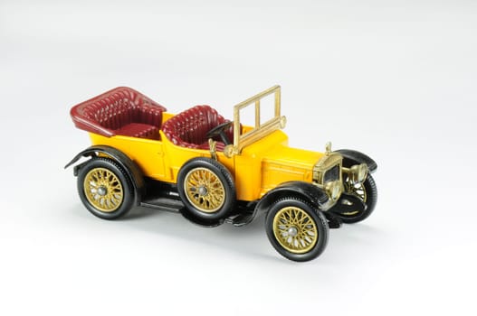 Toy car
