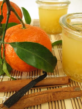 Tangerine jam with cinnamon and vanilla