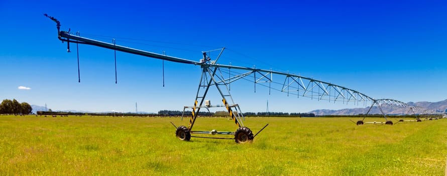 Image of a central pivot irrigation system in the field