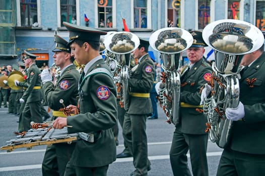 ST PETERSBURG - MAY 9: Military orchestra musicians parading to celebrate World War II Victory Day May 9, 2008, St Petersburg, Russia.