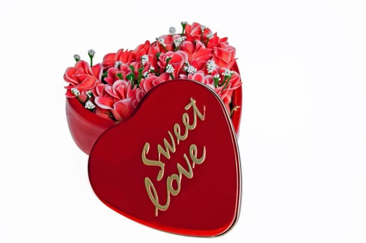 A heart filled with roses on Valentine&#039 s Day