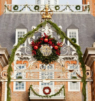 WILLIAMSBURG, VIRGINIA - DECEMBER 30: Entrance to Governors Palace decorated for xmas on December 30, 2011. Colonial Williamsburg&#039 s 301 acres includes many restored buildings and houses