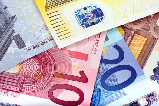 Background on euro banknotes