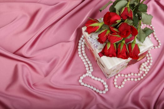 Gift box, pearl beads and bouquet of roses. Valentine&#039 s day card.