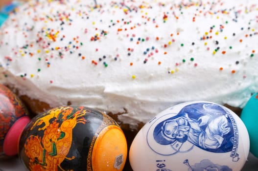 Festive easter cakes and eggs