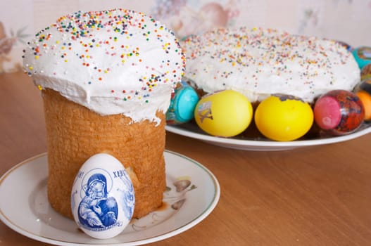 Festive easter cakes and eggs