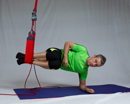 Fitness training with the sling