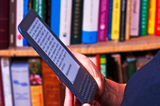 E-Book Reader