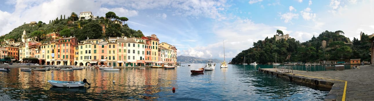 Overview of the village of Portofino to Genoa