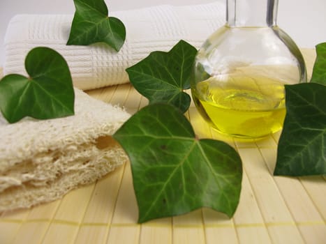 Ivy oil
