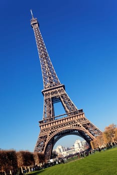 The Eiffel tower in Paris with gorgeous colors in autumn