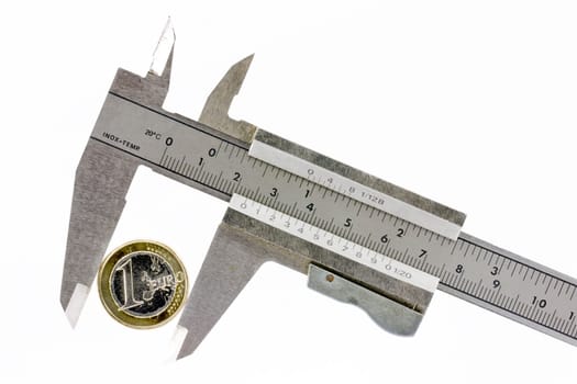 One euro in a calibrator (the concept of the value of one euro)