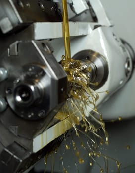 Moving oil in a machine