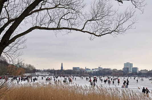 Alster ice fun
