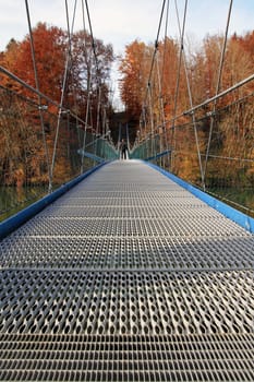 The way over the suspension bridge