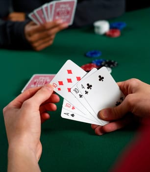 Situation at a poker table