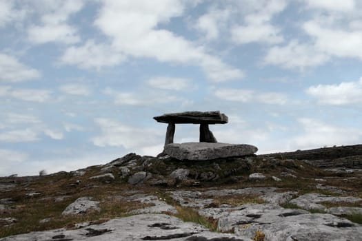 poulnabrone dolmen historic portal tomb in the burren in county clare