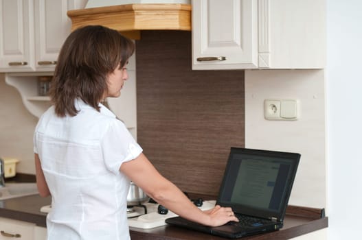 Multitasking - preparing meal and working