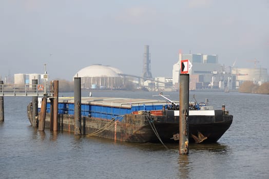 Barge